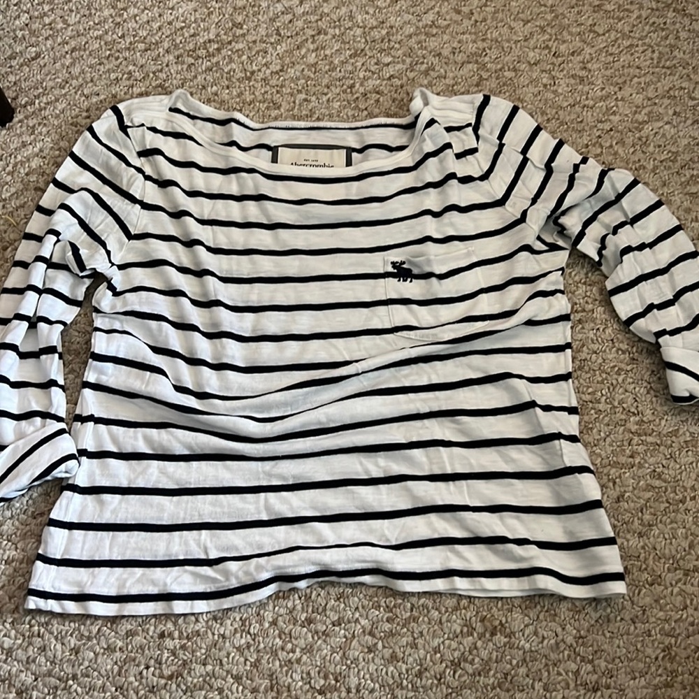 Abercrombie & Fitch top